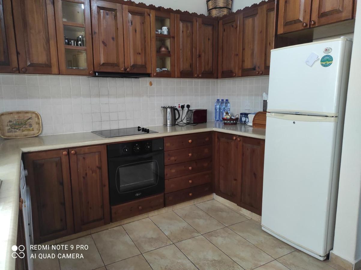 Andrianna's Villa Pano Akourdalia