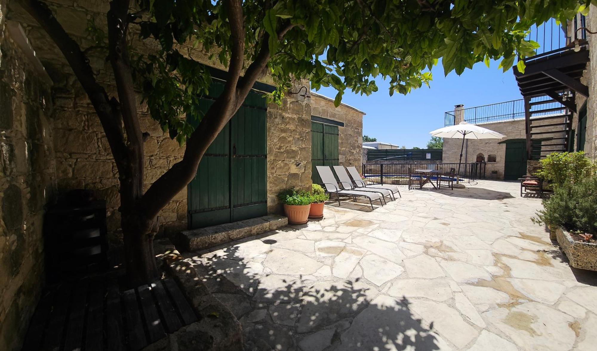 Andrianna's Villa
